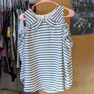 Cold shoulder Maurices S blouse